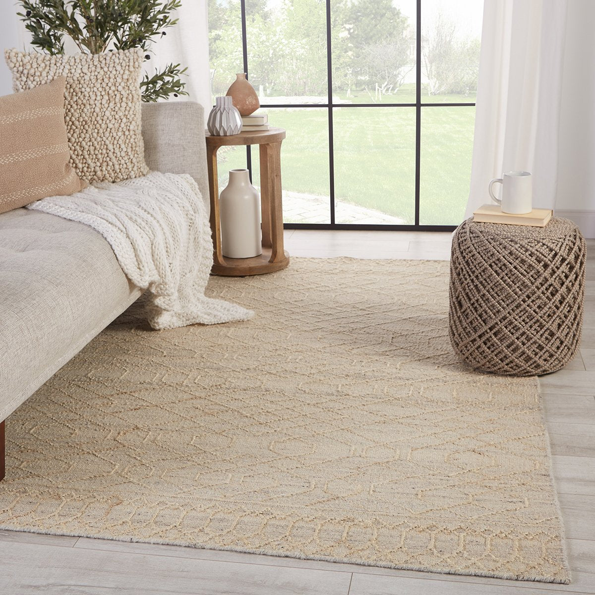 Jaipur Emblem Celia Geometric Stripes Cream Gray EMB02 Rug